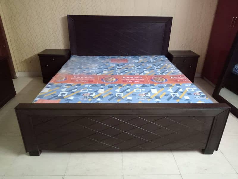 Double bed / bed set / Side Tables / Dressing Tables / poshish bed set 9