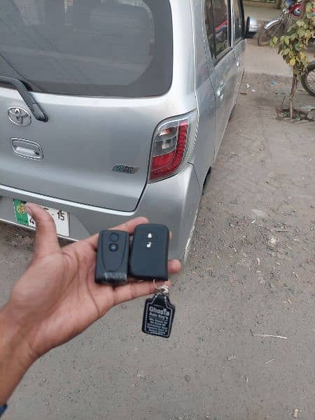 Car keys, Car remot keys and smart keys makers in faisalabad 13