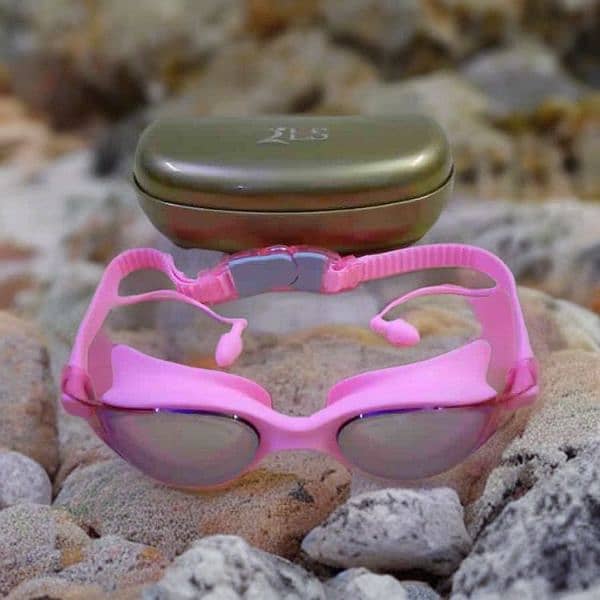 Swimming Goggles in 15 Designs Imported 7