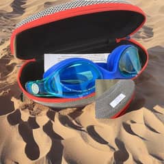 Swimming Goggles in 15 Designs Imported