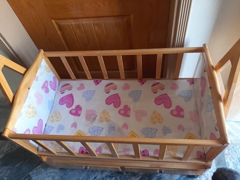 Baby Mini Sway Cradle (cot) 3