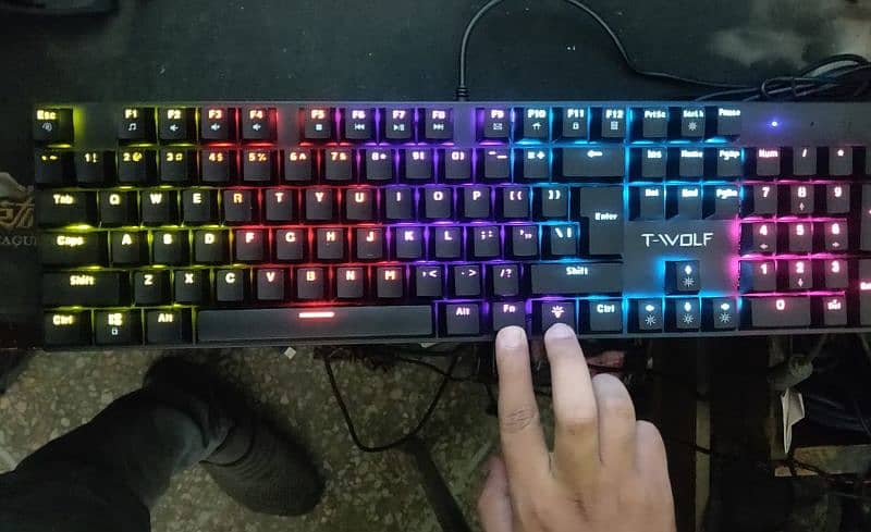 T-Wolf 17 Mechanical Gaming keyboard Blue switches 14