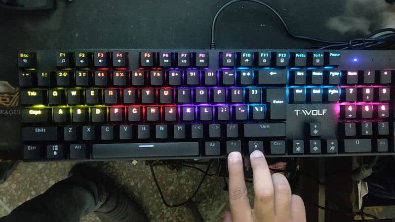 T-Wolf 17 Mechanical Gaming keyboard Blue switches 17