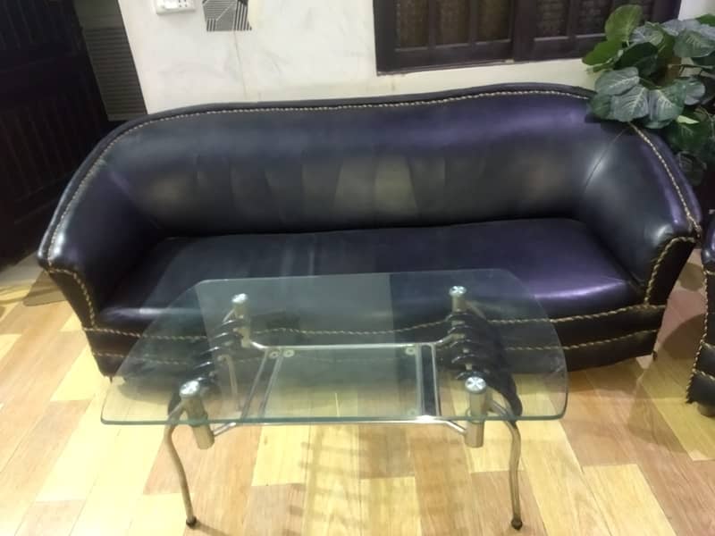 Black leather 5 seater sofa with table 1