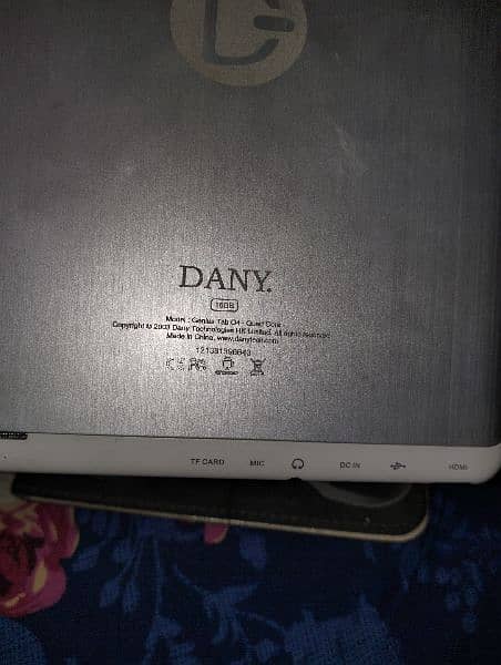 Dany tab Available 2 gb 16 gb 2