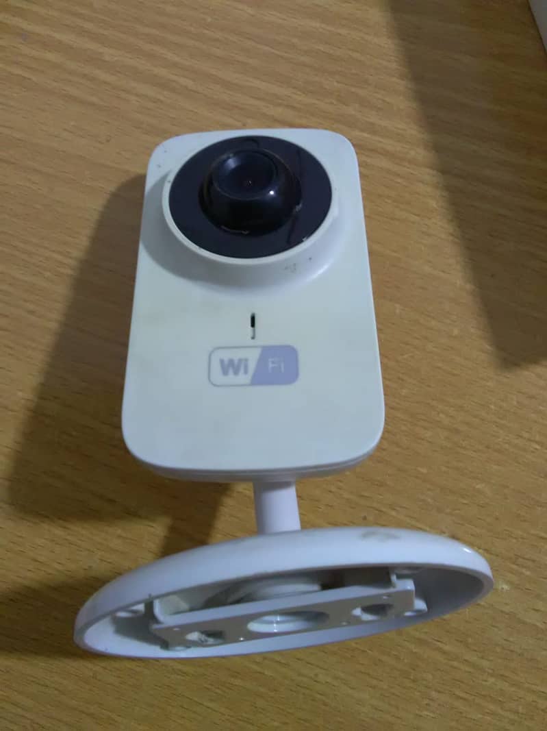 V380 Wifi CCTV Camera 2