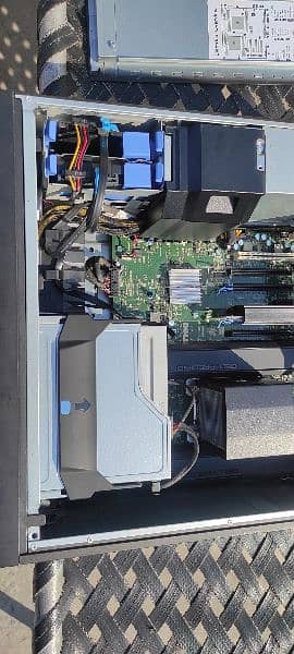 Dell T3610 Workstation 17