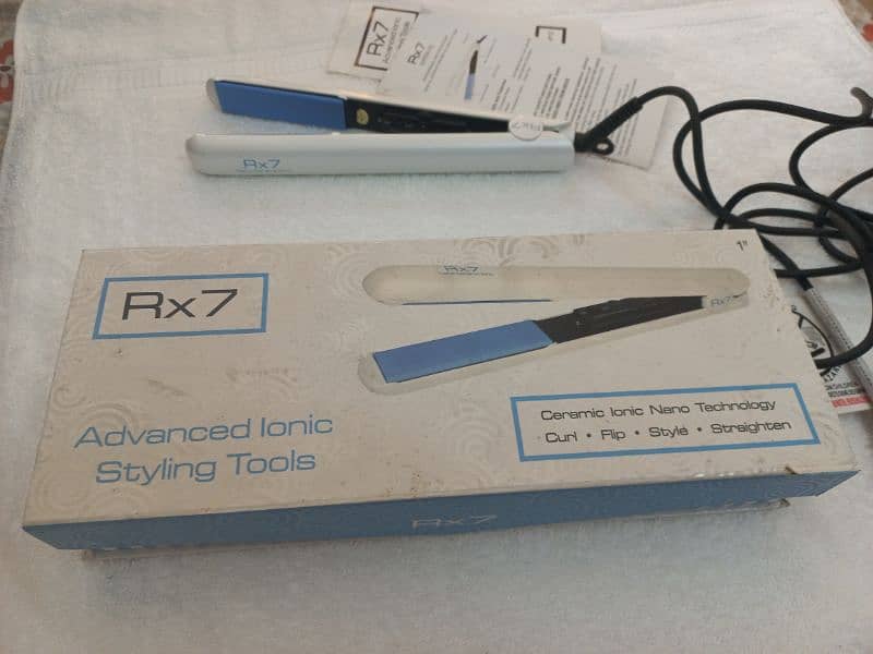 RX 7 Hair Straightner,  Just Like New With Box 1