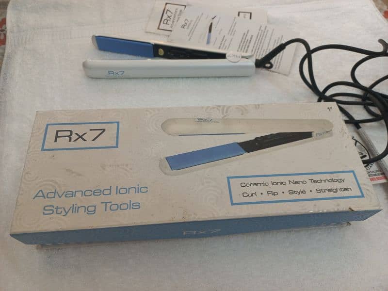 RX 7 Hair Straightner,  Just Like New With Box 0