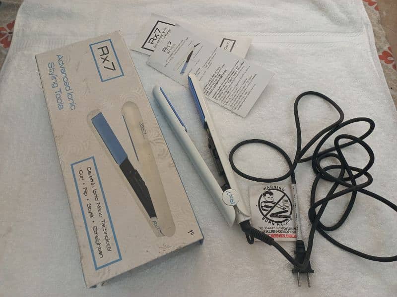 RX 7 Hair Straightner,  Just Like New With Box 5