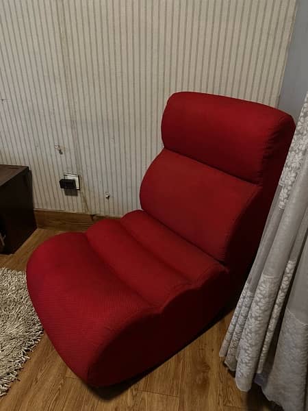 Bedroom Chair 0