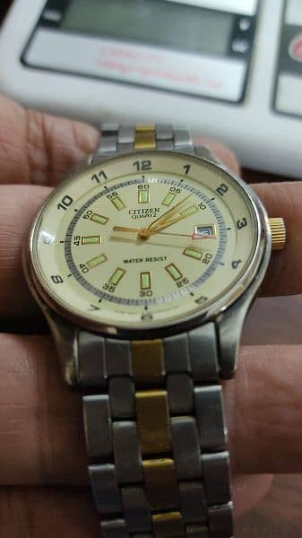 Rare beautiful citizen quartz original watch big elegant stylish dial 1