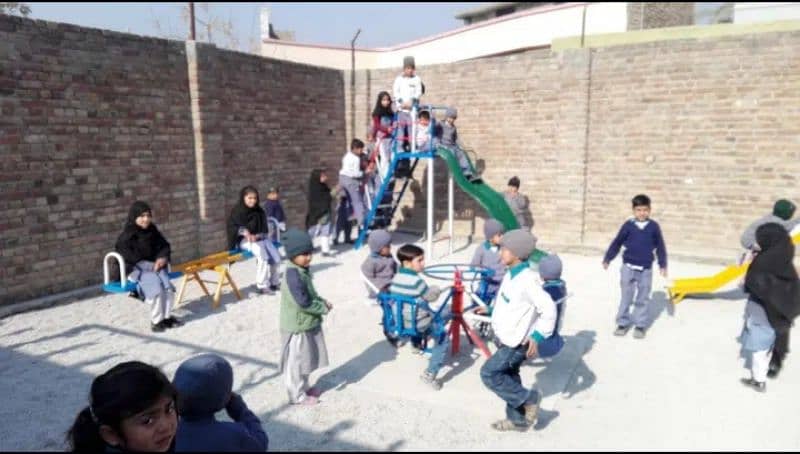 Running school for rent - چالو اسکول دستیاب ہے 10