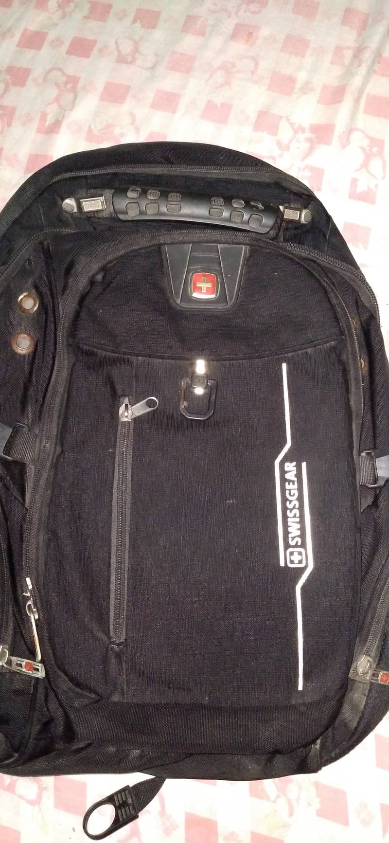 SwissGear Laptop Bag with Gadgets 0