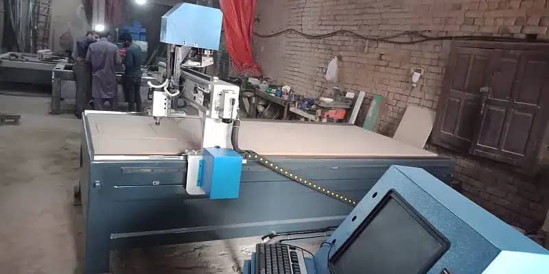 CNC Machine/CNC Double Router Leaser Machine/Cnc Wood Cutting Machine 9
