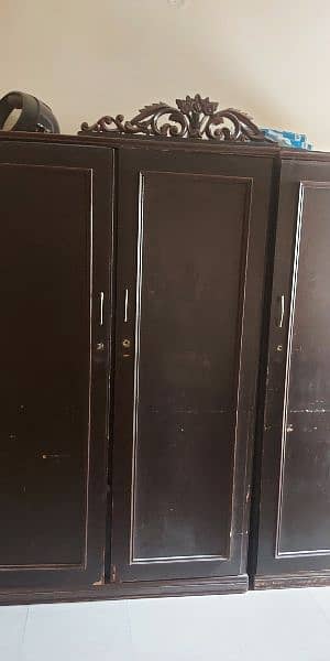 chinoti Wooden wardrobe for sale 0