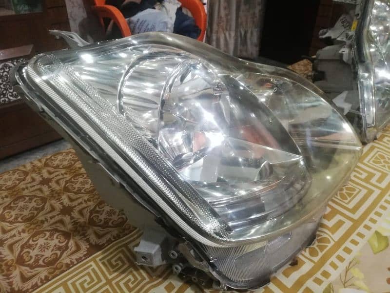 Toyota Crown Hid Headlights Model 2005 1