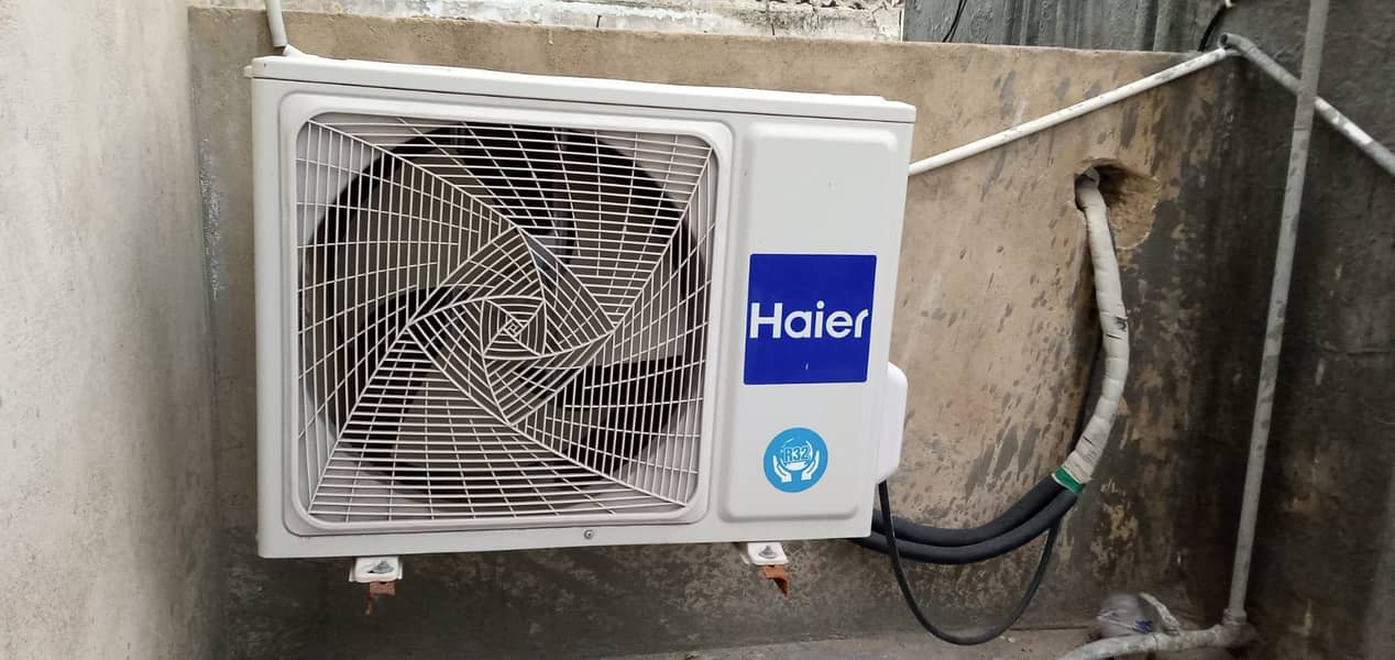 Haier Split AC 1.5 Ton Model 18CF (Just Like New Condition) 1