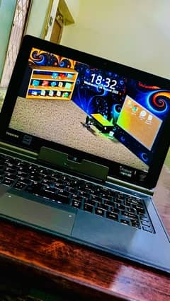 Toshiba Touch Screen Laptop 0
