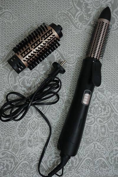 Hair dryer with comb 11