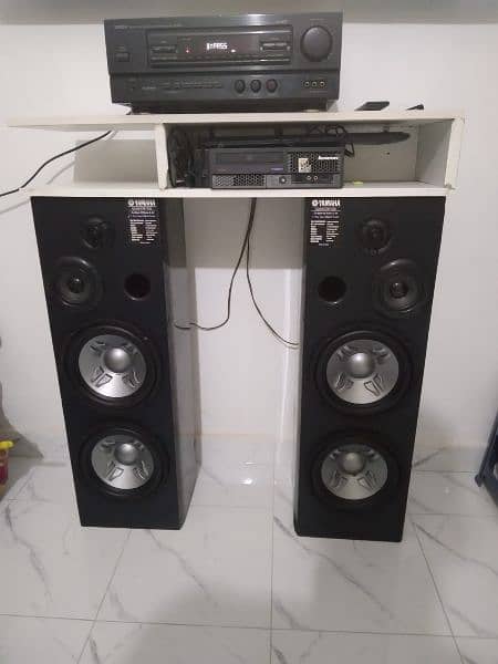 japanese DENON amp and Yamaha 10 inches 4woofers  two boxes best sound 3