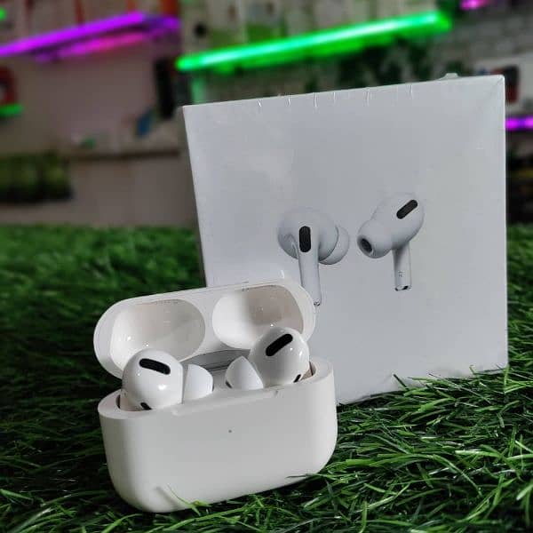 Airpods pro 3 third generation 4