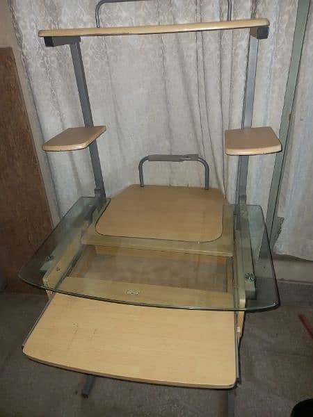 urgent sale computer table/study table 1