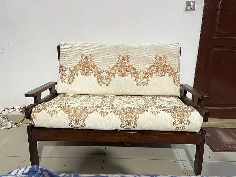 2 seater sofa Kali tali wood, please contact on whatsapp 0