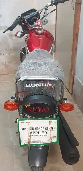Honda 125 2023 model applied for. Just 6500 km used. 10/10 condition. 2