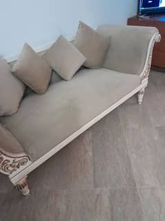 2 seater sofa. . . fixed price. . plz read carefully before comment