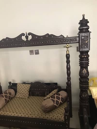 Wooden jhoola