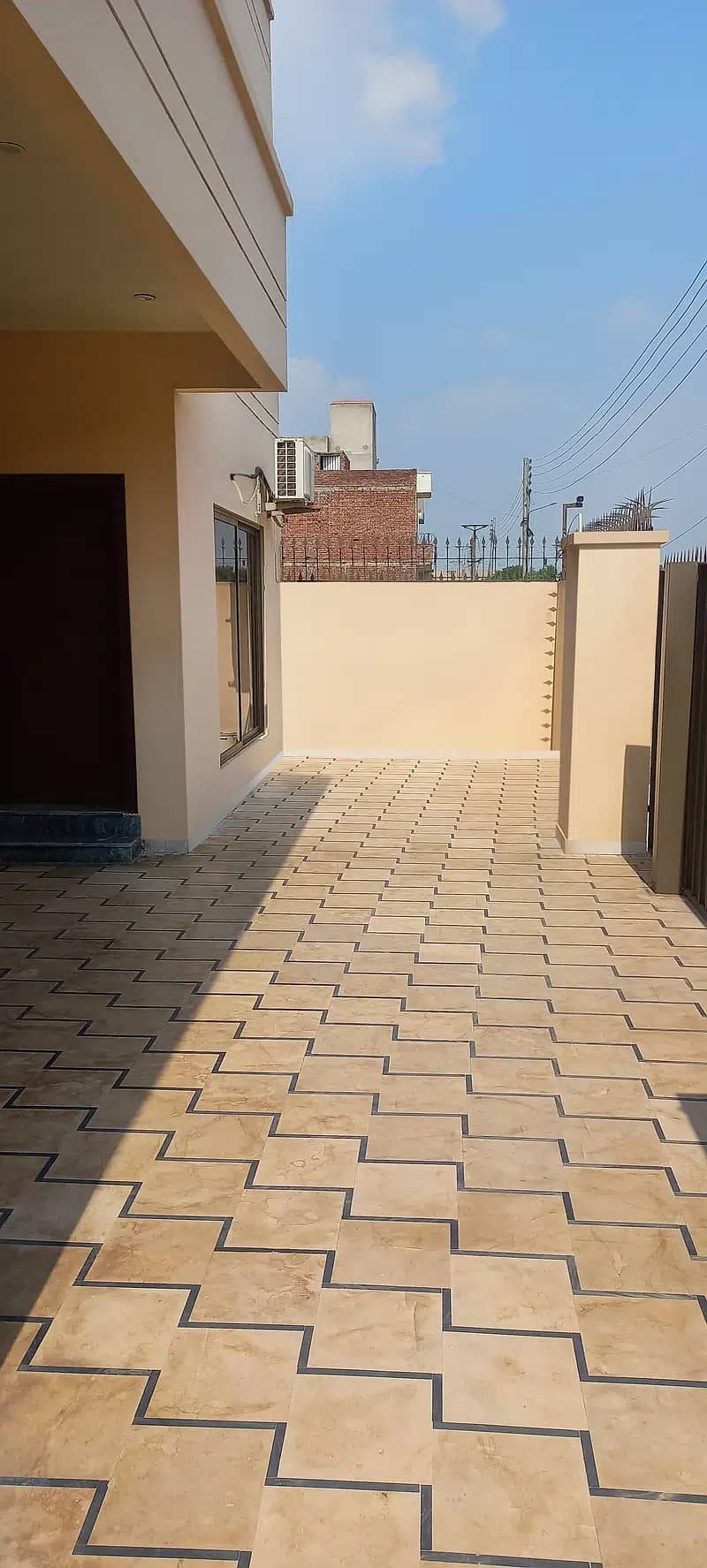 HOSTEL Rooms for Professionals & Student-Bahria, Indus Hospital,Descon 8
