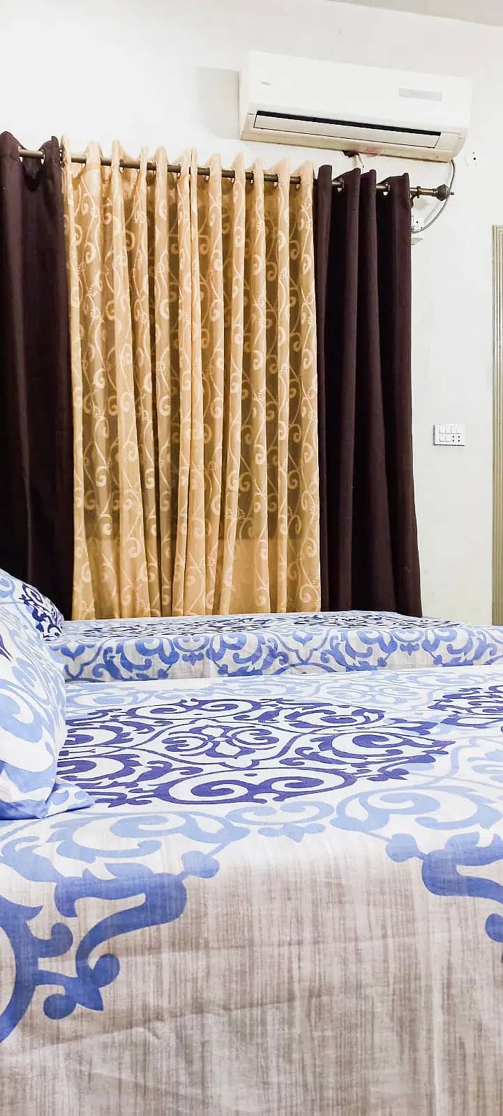 HOSTEL Rooms for Professionals & Student-Bahria, Indus Hospital,Descon 11