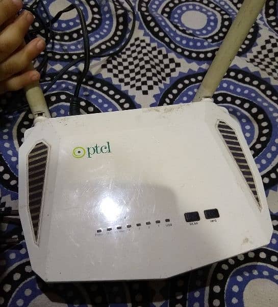 Router for sale 2 antina 1