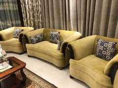 4 seats Sofa set in used 0