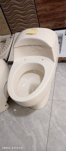 Commode 15