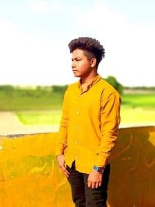 Moiz Khan