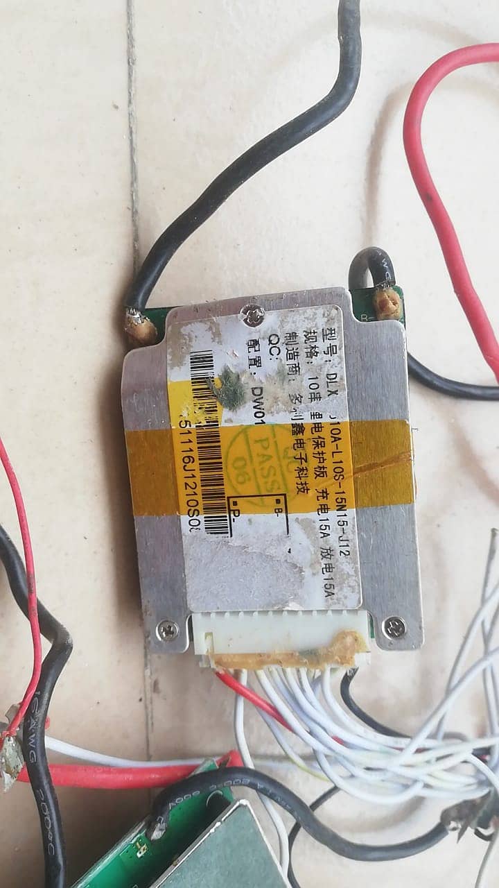 10s BMS 20amp Used condition for lithium battery 4