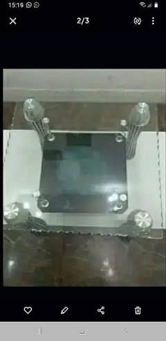 01 PCS Glass central table in Good condition 0