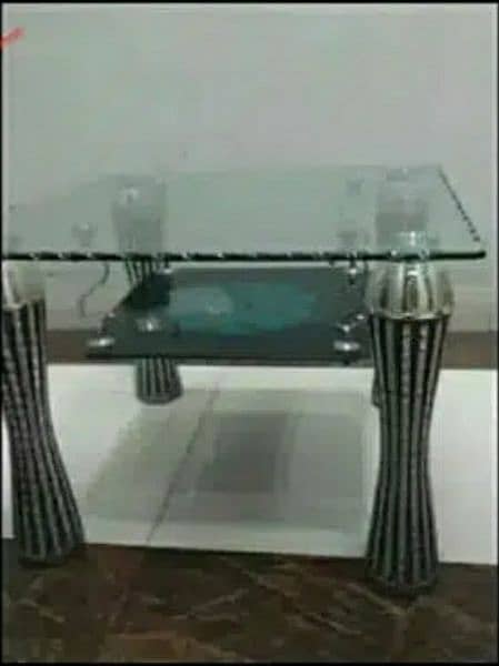 01 PCS Glass central table in Good condition 1