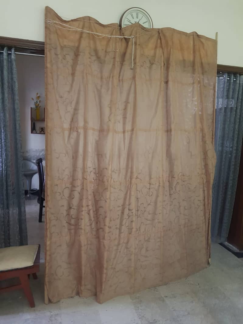Light golden blind width 8.5 ft length 7 ft,quilt bedsheet 1