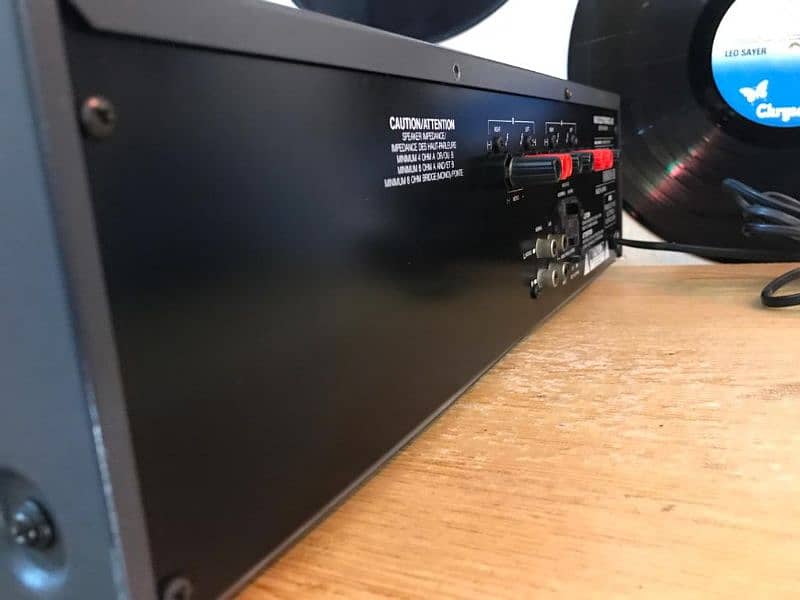 NAD 2400 THX Studio Monitor Stereo Power Amplifier 14