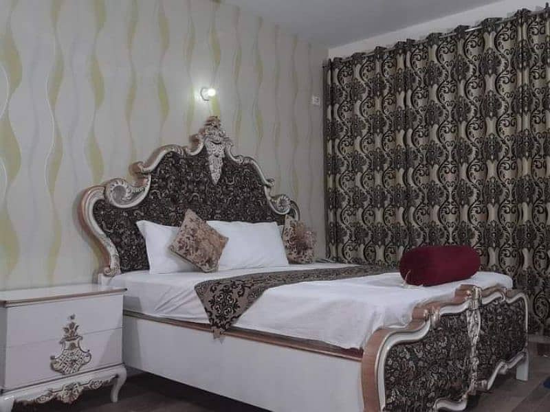 GUEST HOUSE AVIELEBL  IN LAHORE FAISAL TOWN . 0