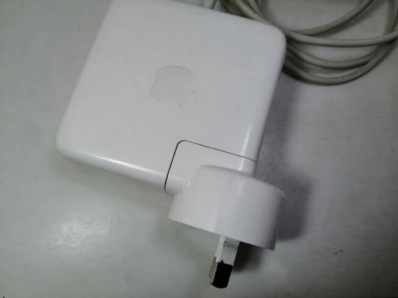 Macbook charger 1