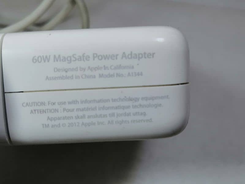 Macbook charger 5