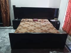 Bed set/Double bedset/Furniture/ Wooden bedset/Dressing table/Mirror/