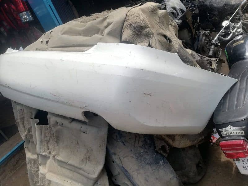 Toyota Crown 2005 body parts 8
