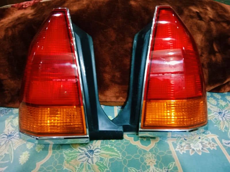 Toyota Crown Majesta Tail Lights 1994 to 1997 5