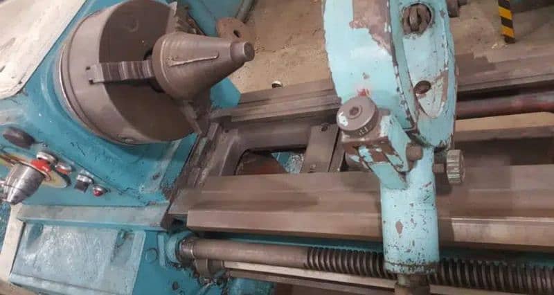 Russian lathe machine C11MB (Rapid machine 10hp ,bed length 2600mm) 6