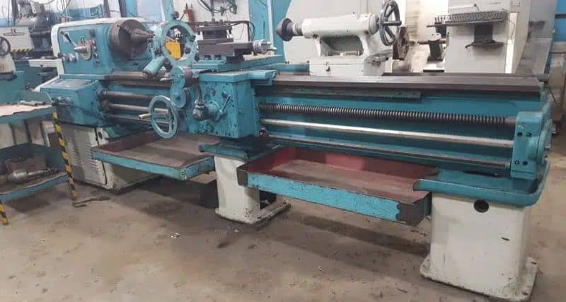 Russian lathe machine C11MB (Rapid machine 10hp ,bed length 2600mm) 7